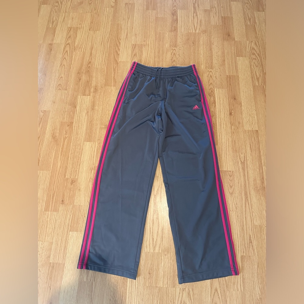 Adidas sweat pants size medium